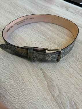 Men's Camouflage Green Leather Belt with Brass-Tone Buckle Sz 30/32